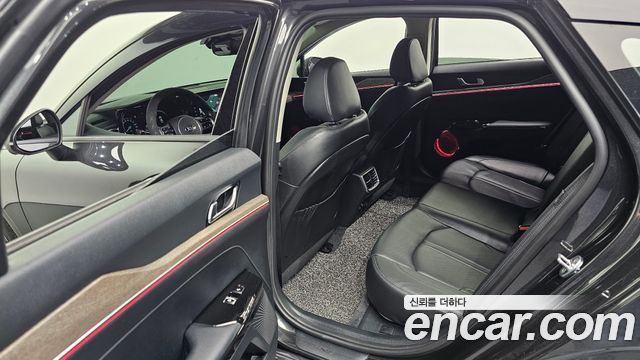 Kia K5 2021 — photo 11
