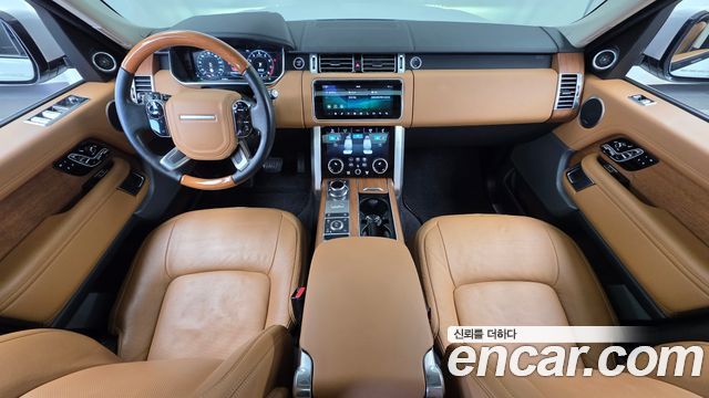 Land Rover Range Rover 2021 — photo 10