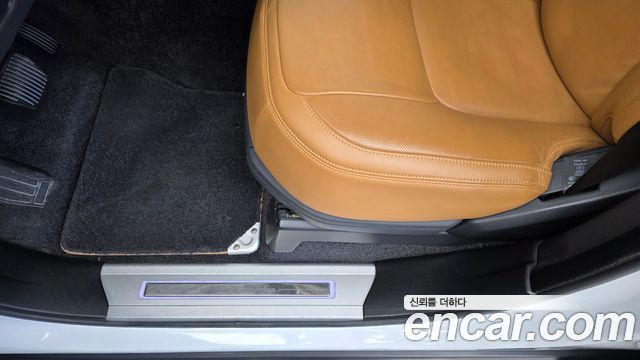 Land Rover Range Rover 2021 — photo 31