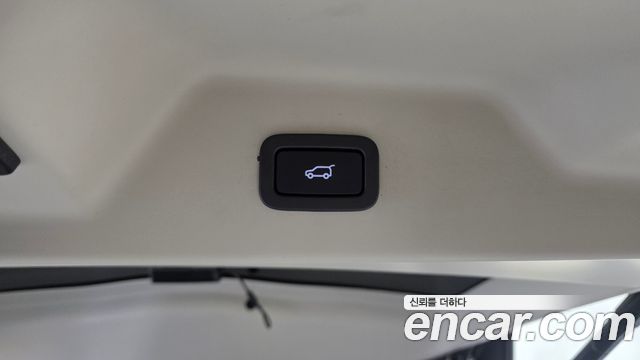 Land Rover Range Rover 2021 — photo 32