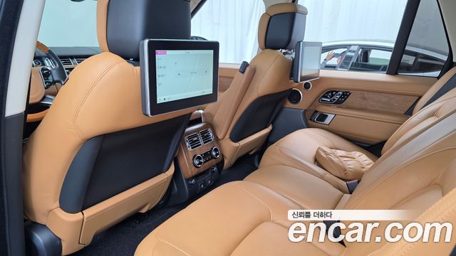 Land Rover Range Rover 2021 — photo 33