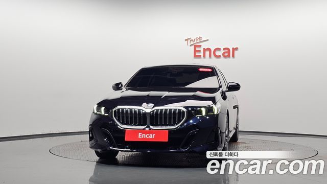 BMW 5-Series 2024 — photo 3
