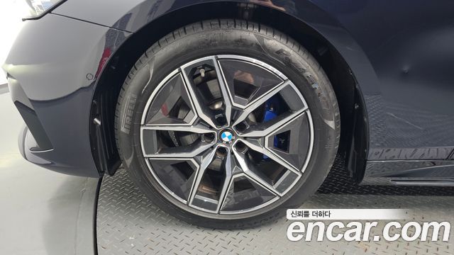 BMW 5-Series 2024 — photo 5