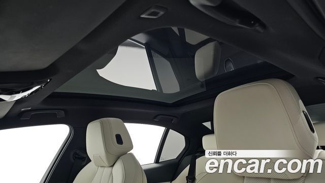 BMW 5-Series 2024 — photo 33