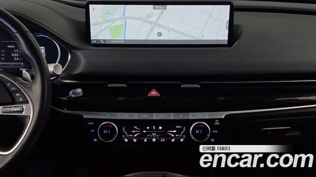 Genesis G80 2022 — photo 18