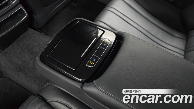 Genesis G80 2022 — photo 22