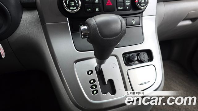 Kia Canival 2013 — photo 9