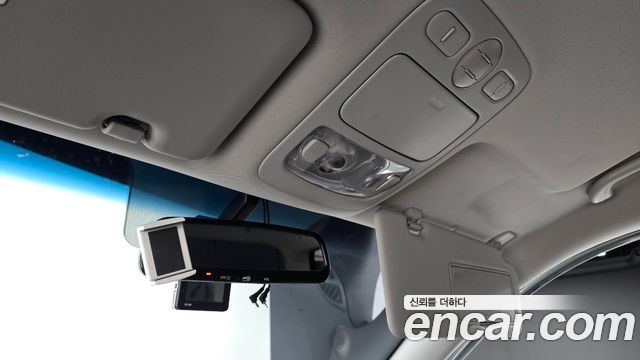 Kia Canival 2013 — photo 19