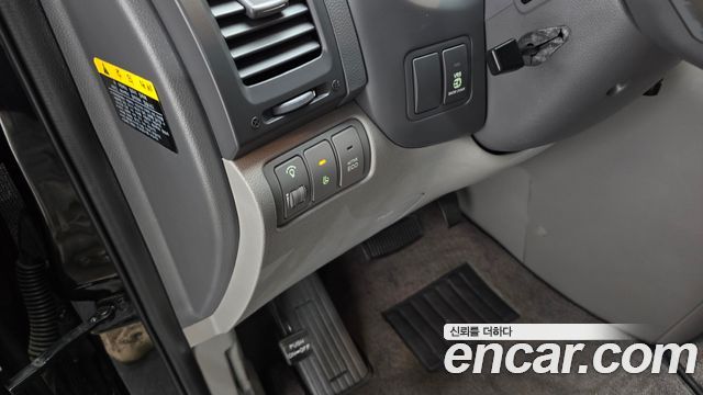 Kia Canival 2013 — photo 20