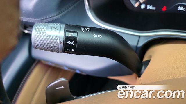 Genesis GV80 2023 — photo 34