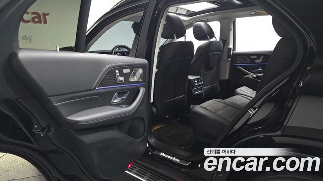Mercedes-Benz GLE-Class 2023 — photo 18