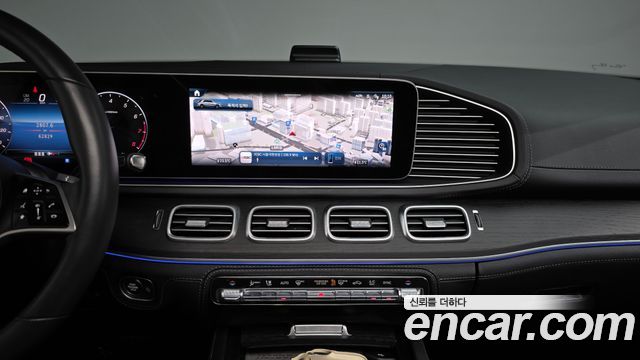 Mercedes-Benz GLE-Class 2023 — photo 20