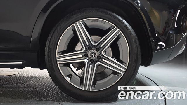 Mercedes-Benz GLE-Class 2023 — photo 7