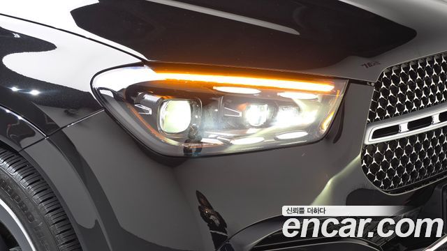 Mercedes-Benz GLE-Class 2023 — photo 8