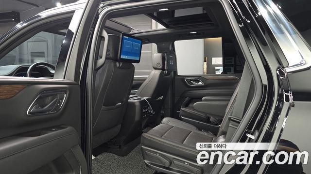 Chevrolet Korea Tahoe 2022 — photo 11