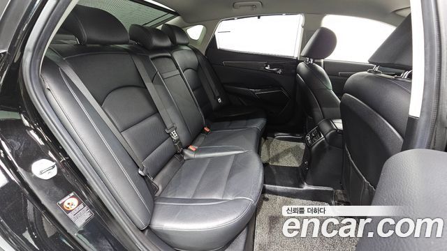 Kia K7 2020 — photo 17