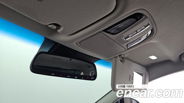Kia K7 2020 — photo 29