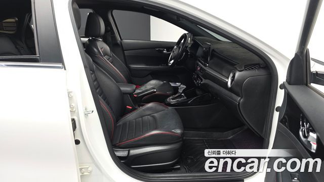 Kia K3 2021 — photo 17