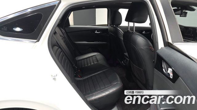 Kia K3 2021 — photo 18