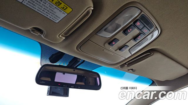 Kia Canival 2016 — photo 26
