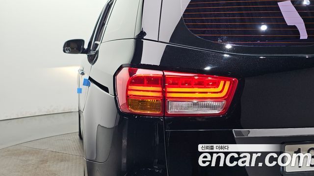 Kia Canival 2016 — photo 9