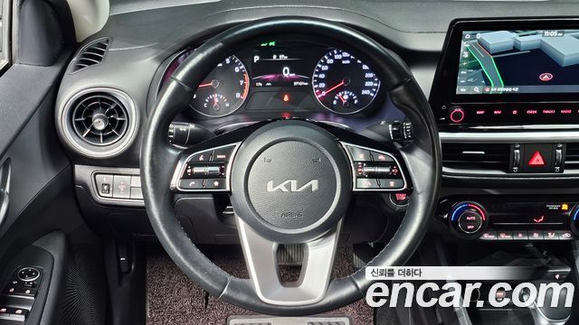 Kia K3 2022 — photo 21