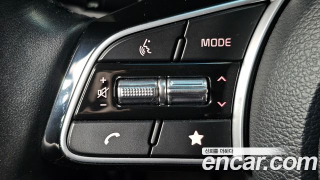 Kia K3 2022 — photo 22