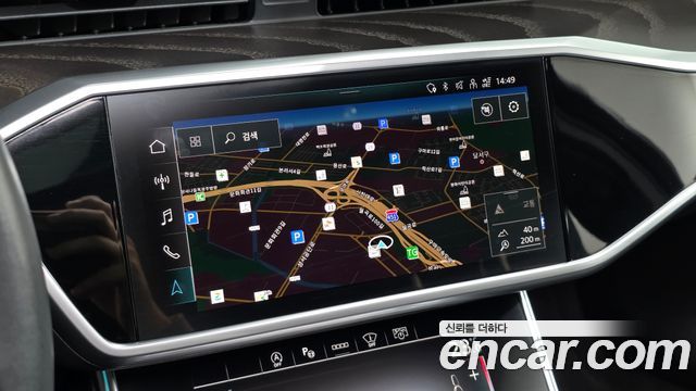 Audi A6 2021 — photo 13