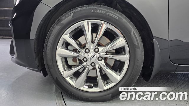 Kia Canival 2020 — photo 5