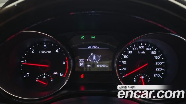 Kia Canival 2020 — photo 11