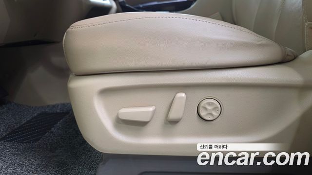 Kia Canival 2020 — photo 21