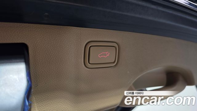 Kia Canival 2020 — photo 31