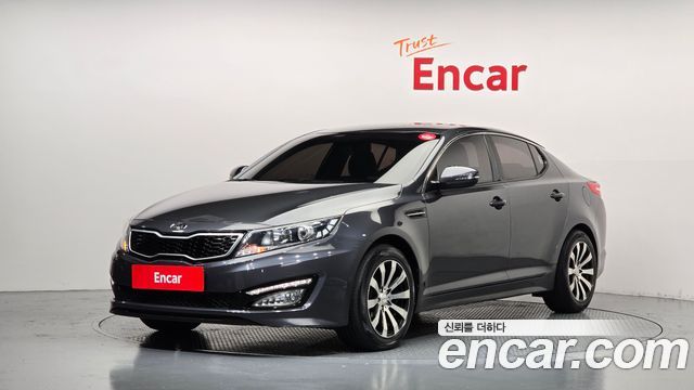 Kia K5 2011 — photo 1