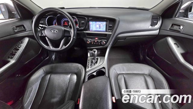 Kia K5 2011 — photo 7