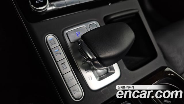 Genesis G90 2021 — photo 12