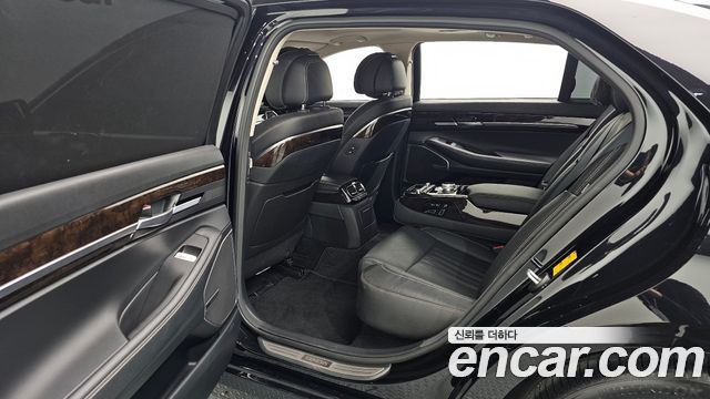 Genesis G90 2021 — photo 18