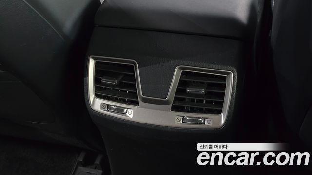 KG Mobility Rexton 2019 — photo 29