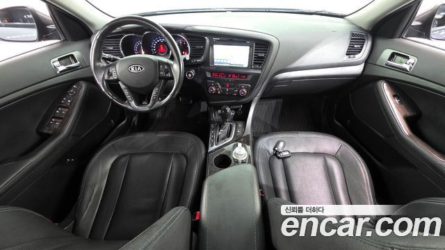 Kia K5 2013 — photo 10