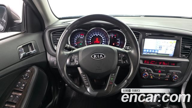 Kia K5 2013 — photo 18