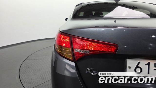 Kia K5 2013 — photo 9