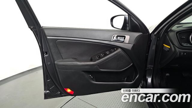 Kia K5 2013 — photo 14