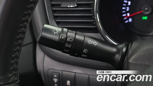 Kia K5 2013 — photo 27
