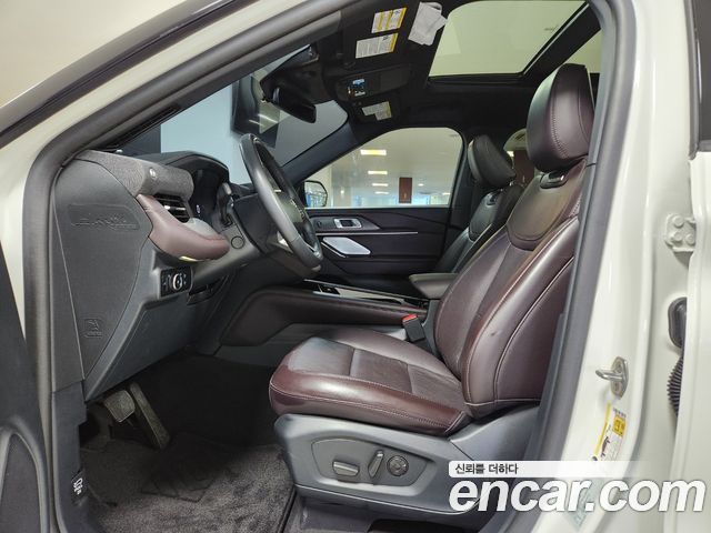 Ford Explorer 2025 — photo 10