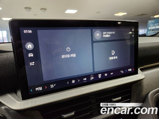 Ford Explorer 2025 — photo 13