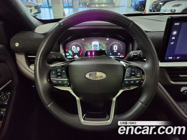 Ford Explorer 2025 — photo 17