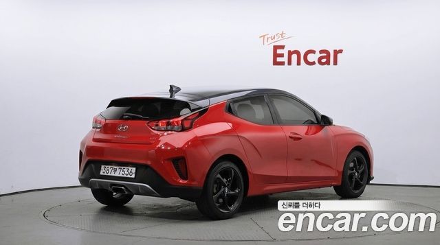 Hyundai Veloster 2018 — photo 2