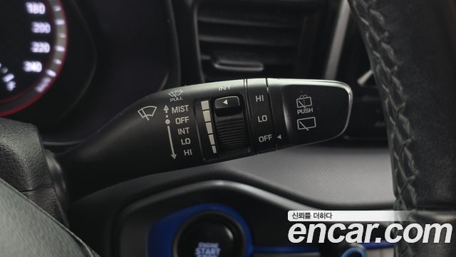 Hyundai Veloster 2018 — photo 28