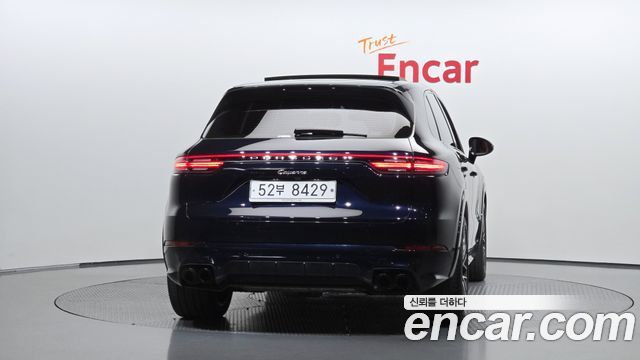 Porsche Cayenne 2019 — photo 4