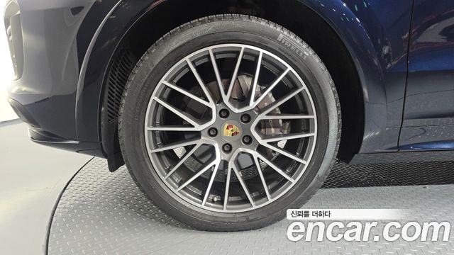 Porsche Cayenne 2019 — photo 5