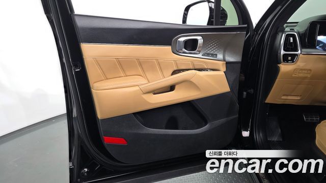 Kia Sorento 2023 — photo 14